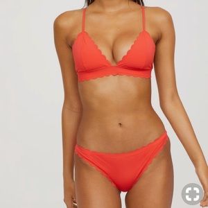 NWT coral scalloped bikini